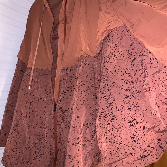 Lululemon Ride & Reflect Jacket - Picture 7 of 10